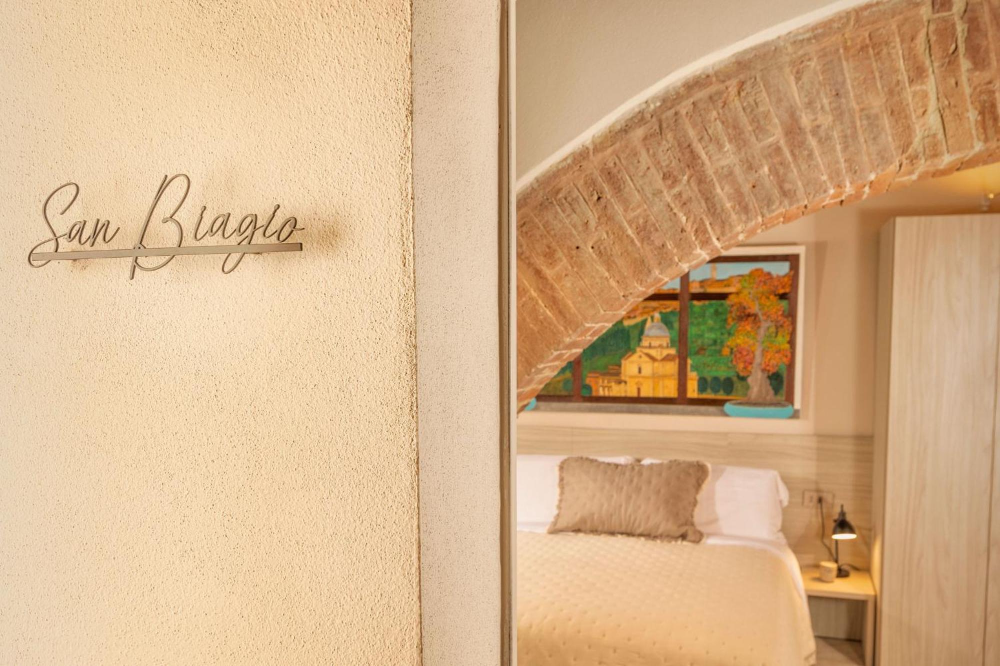 Palazzo Falcinelli Luxury Room In Montepulciano Center With Air Conditioning And Elevator エクステリア 写真