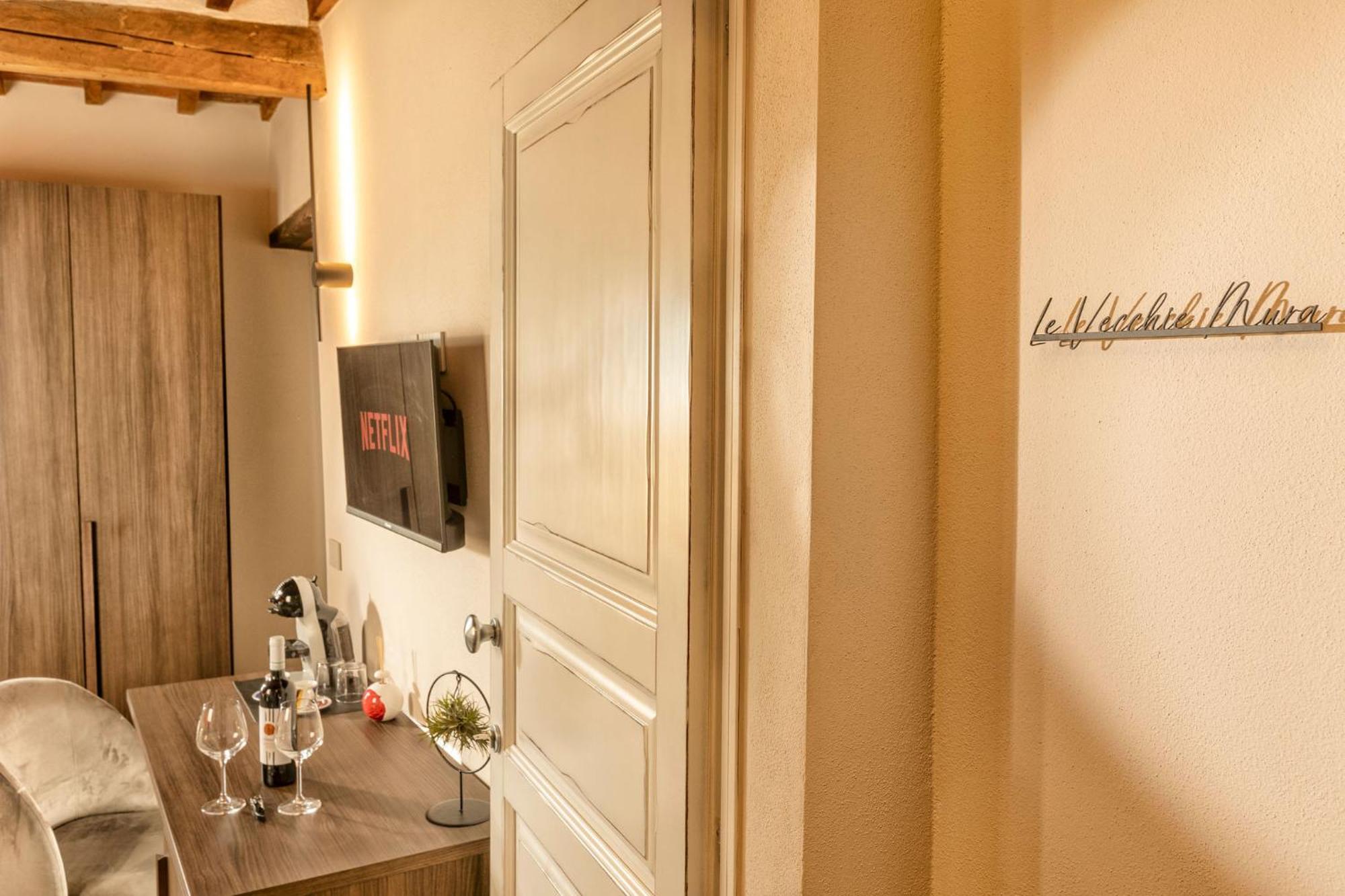Palazzo Falcinelli Luxury Room In Montepulciano Center With Air Conditioning And Elevator エクステリア 写真
