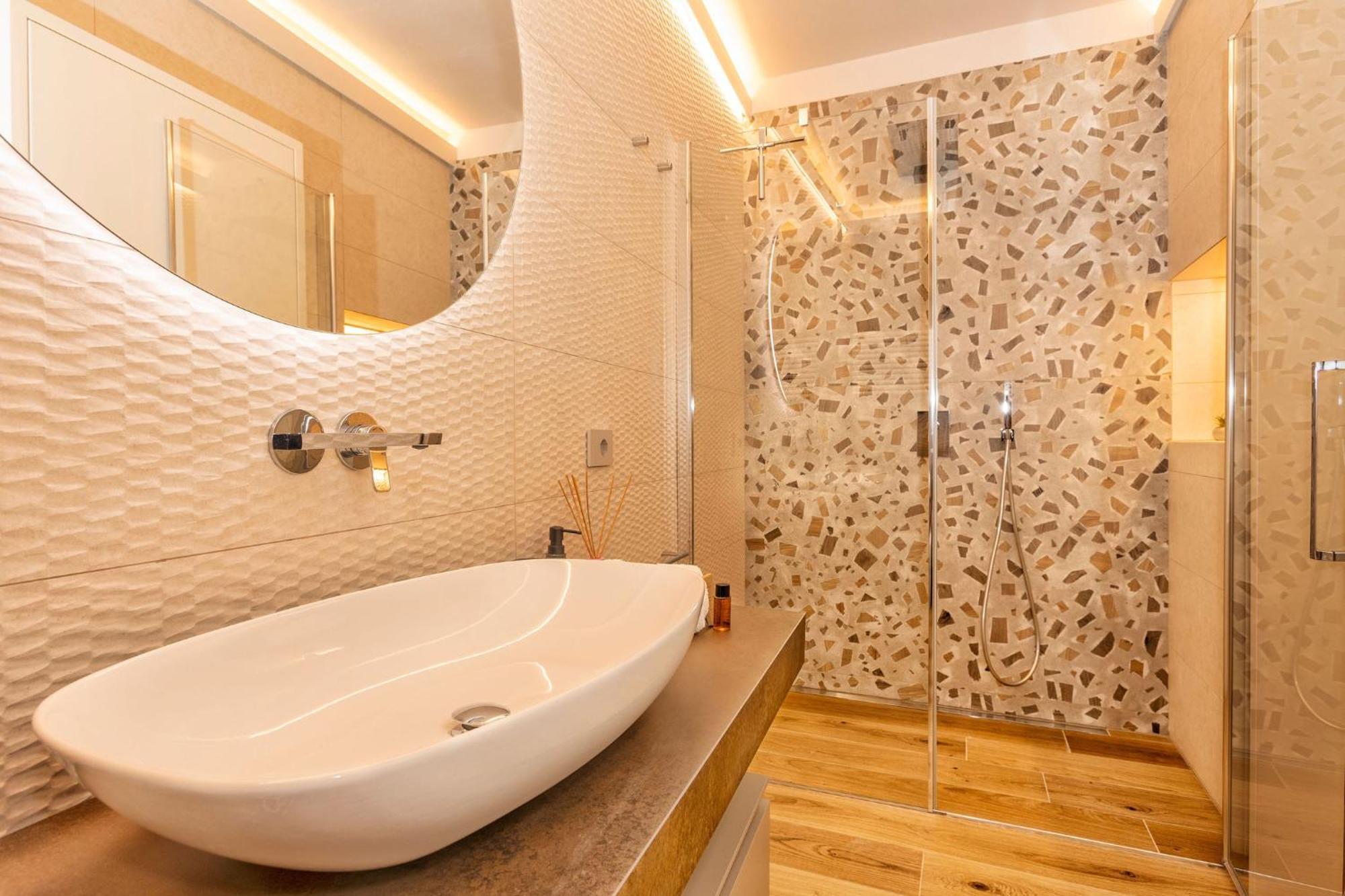 Palazzo Falcinelli Luxury Room In Montepulciano Center With Air Conditioning And Elevator エクステリア 写真